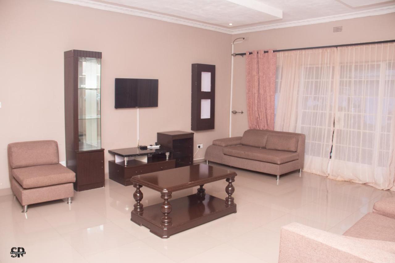 Highlands Lodges & Apartments Harare Buitenkant foto
