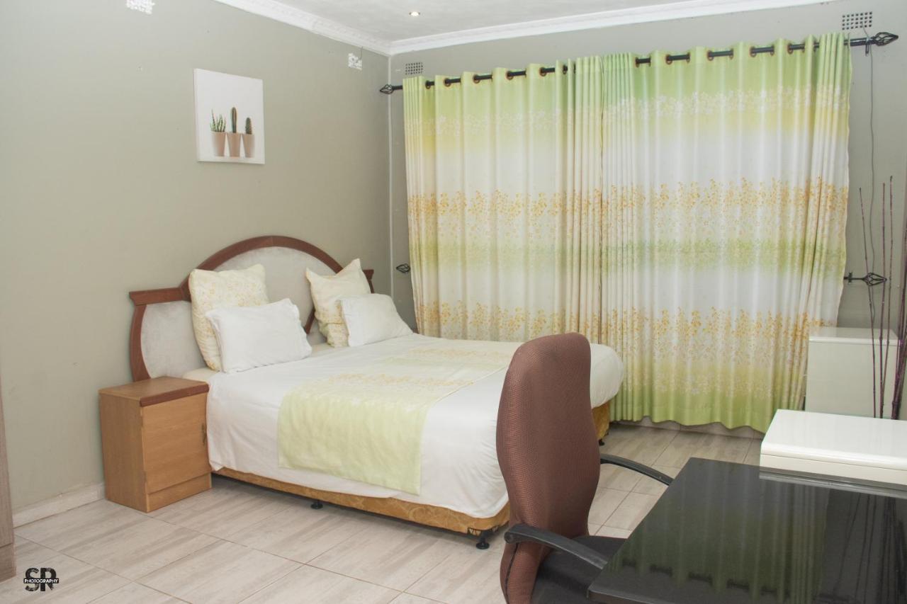 Highlands Lodges & Apartments Harare Buitenkant foto