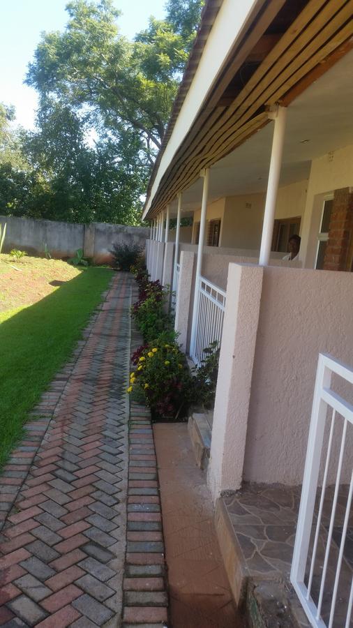 Highlands Lodges & Apartments Harare Buitenkant foto