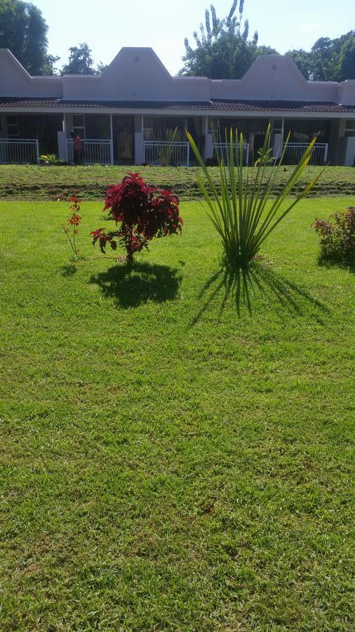 Highlands Lodges & Apartments Harare Buitenkant foto