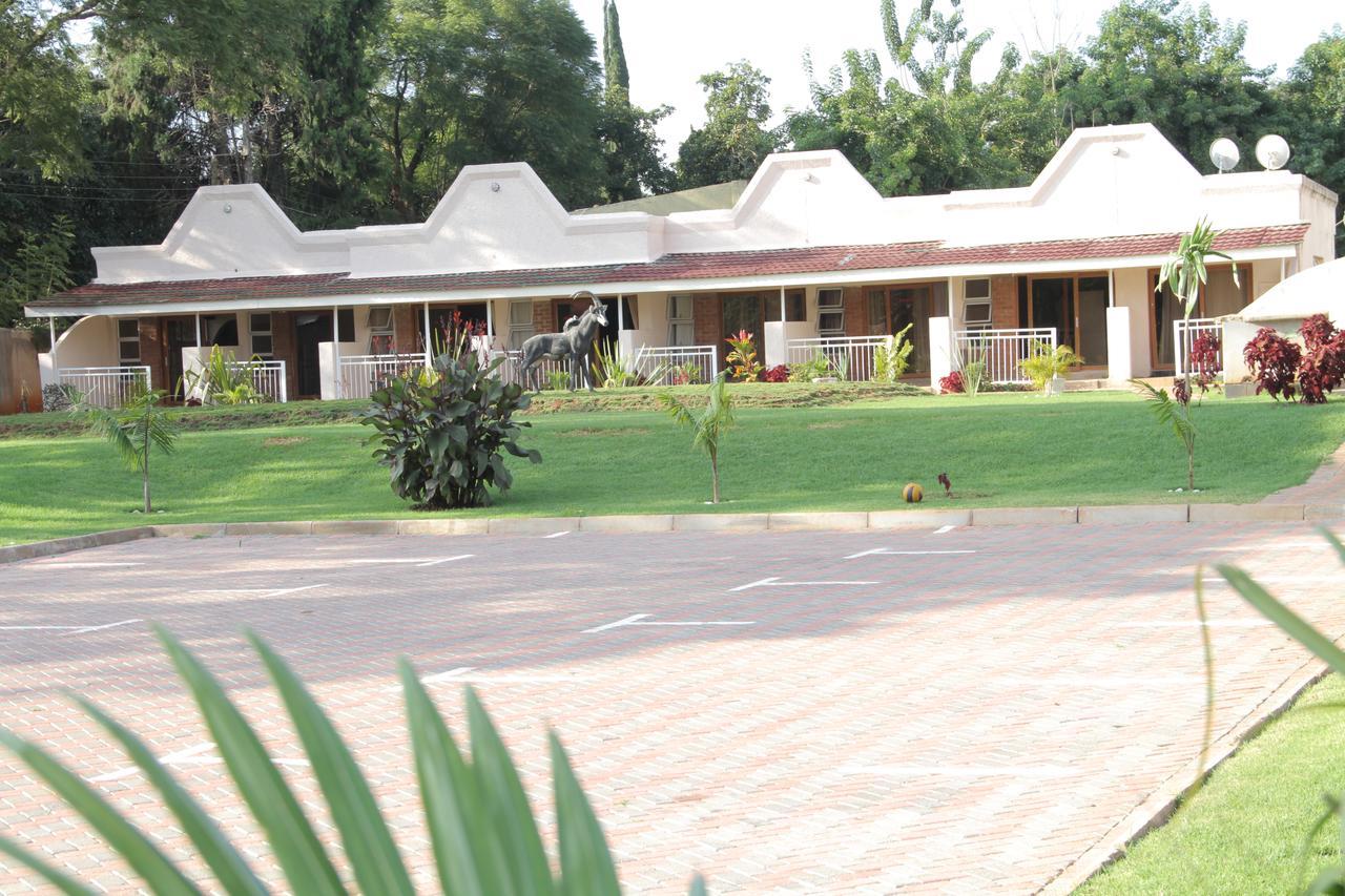 Highlands Lodges & Apartments Harare Buitenkant foto