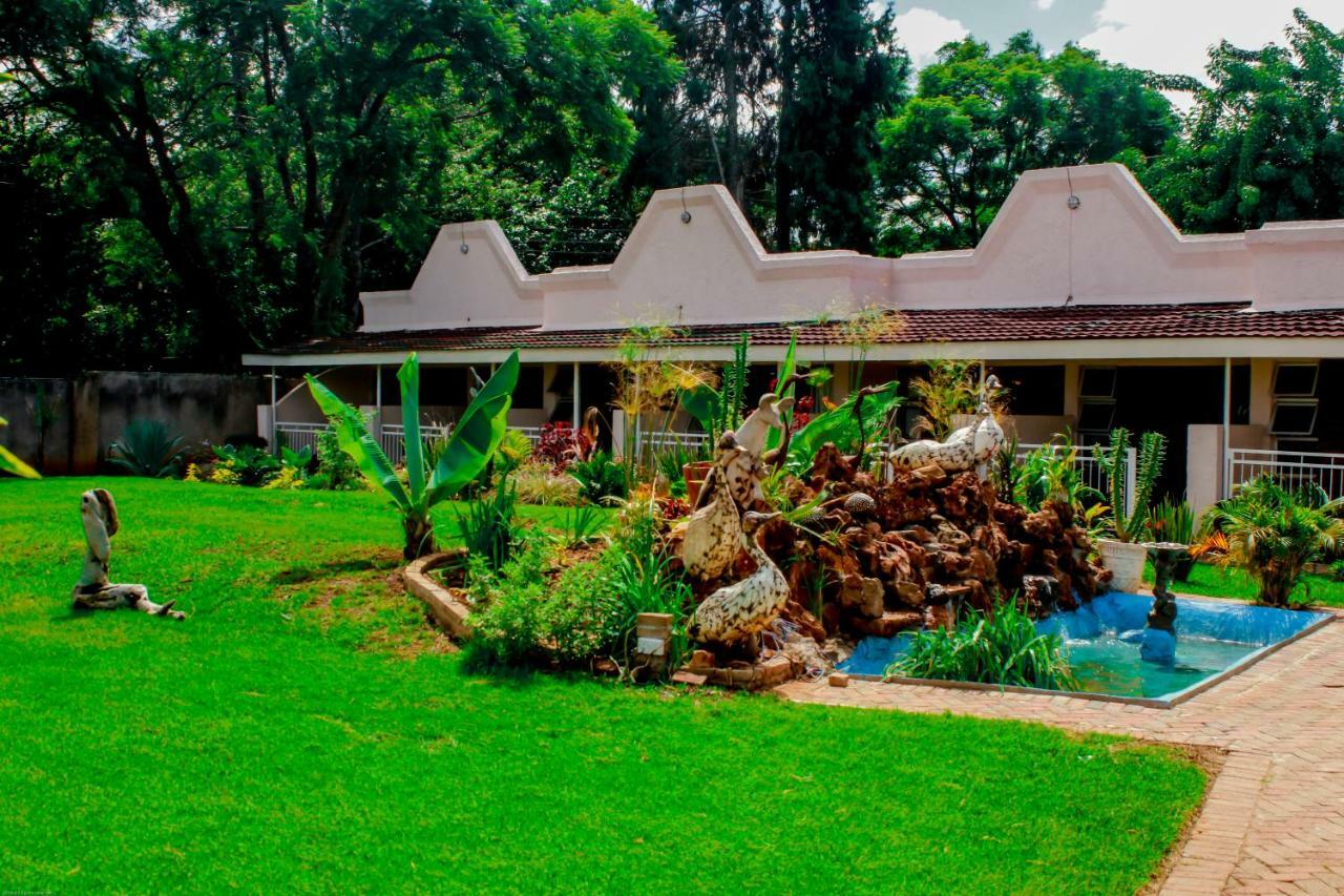 Highlands Lodges & Apartments Harare Buitenkant foto