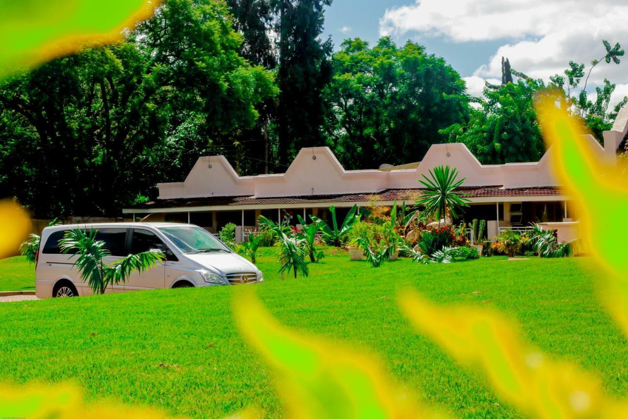Highlands Lodges & Apartments Harare Buitenkant foto