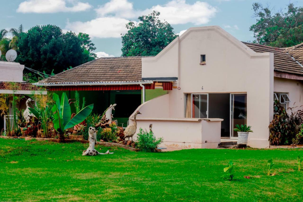 Highlands Lodges & Apartments Harare Buitenkant foto