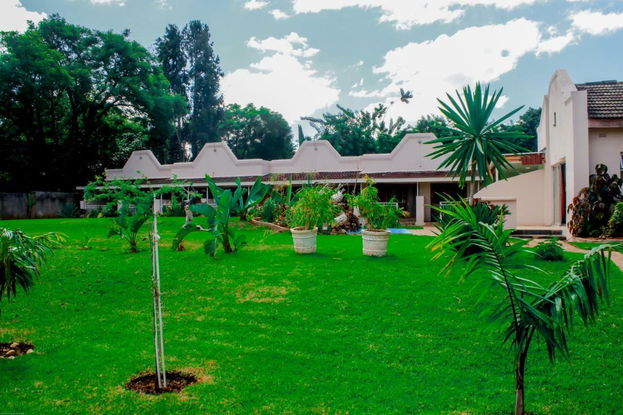 Highlands Lodges & Apartments Harare Buitenkant foto