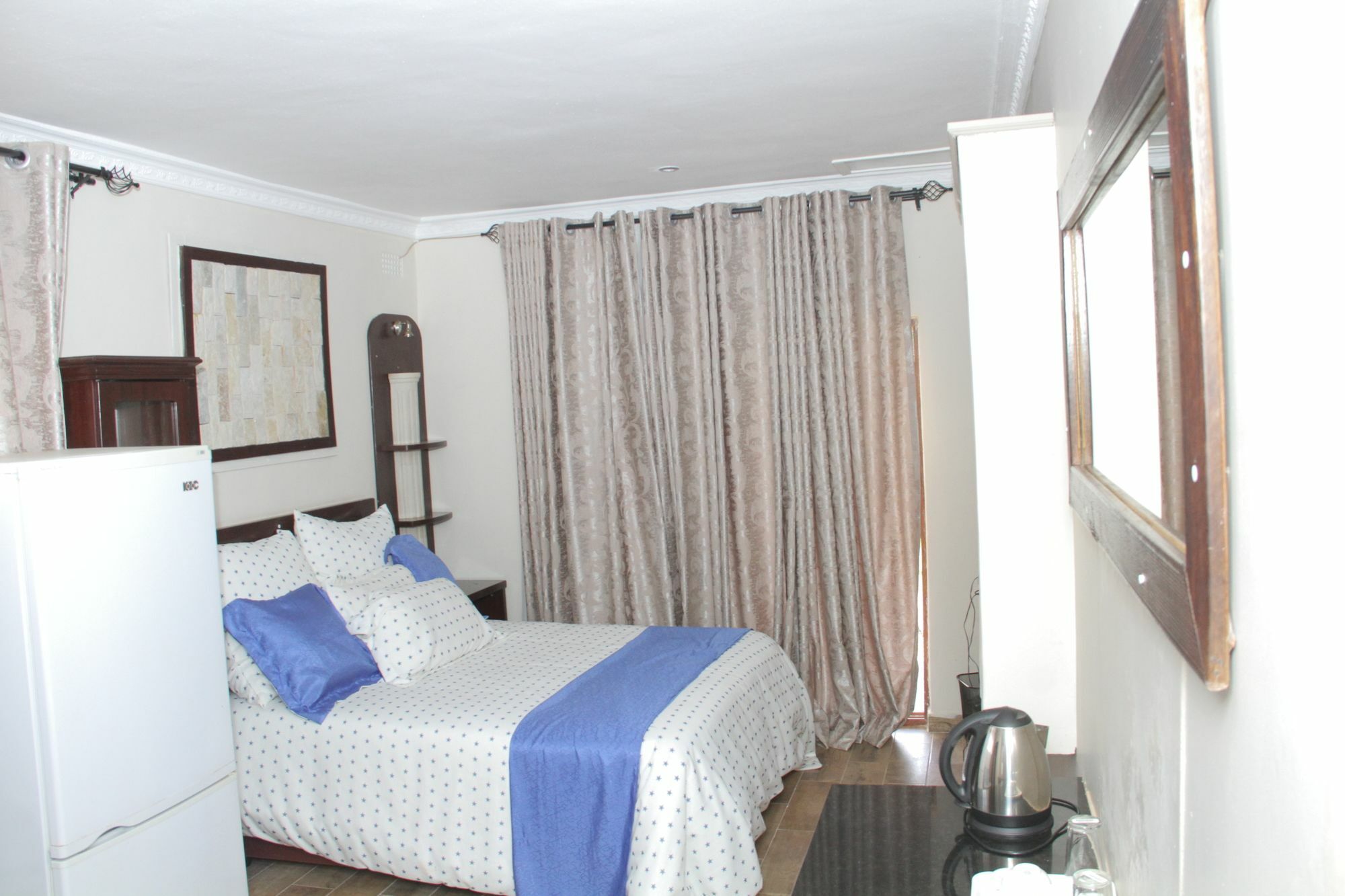 Highlands Lodges & Apartments Harare Buitenkant foto